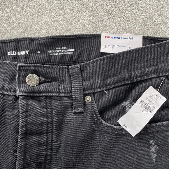 Women’s Old Navy Jeans - Picture 2 of 7